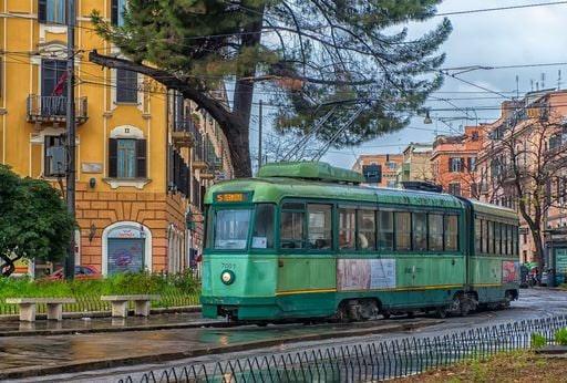L'affascinante mezzo di trasporto ecologico che esiste da duecento anni e che sta tornando protagonista in Italia