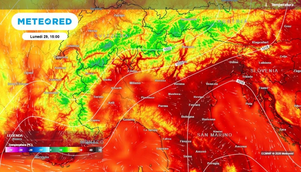 La permanenza prolungata dello zero termico sopra i 4.500 metri comporta che la superficie della quasi totalità dei ghiacciai alpini sia stata esposta a temperature costantemente positive, annullando completamente il fondamentale processo di rigelo notturno, vitale al ghiaccio durante la stagione estiva.