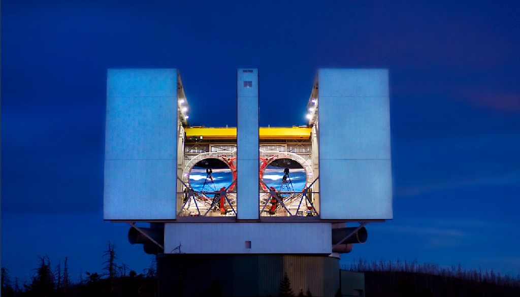 Immagine del Large Binocular Telescope in Arizona utilizzato per osservare 44 Nysa. Credit. LBT