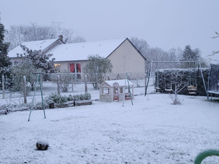 L’hiver revient, la neige s’est invitée en plaine ce 1er avril !