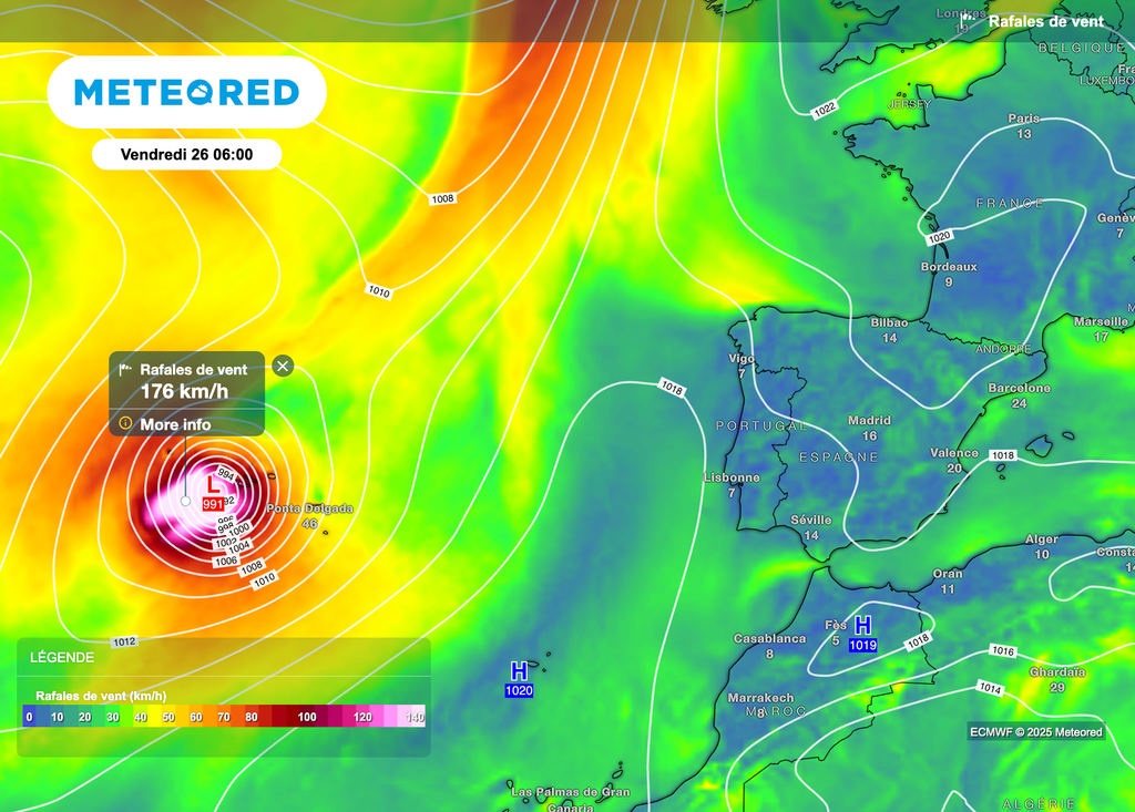L'ouragan va se diriger vers les côtes portugaises.