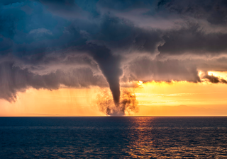 La AEMET avisa: en unas horas estallarán tormentas que dejarán lluvias de 20 l/m2 en minutos en estas provincias
