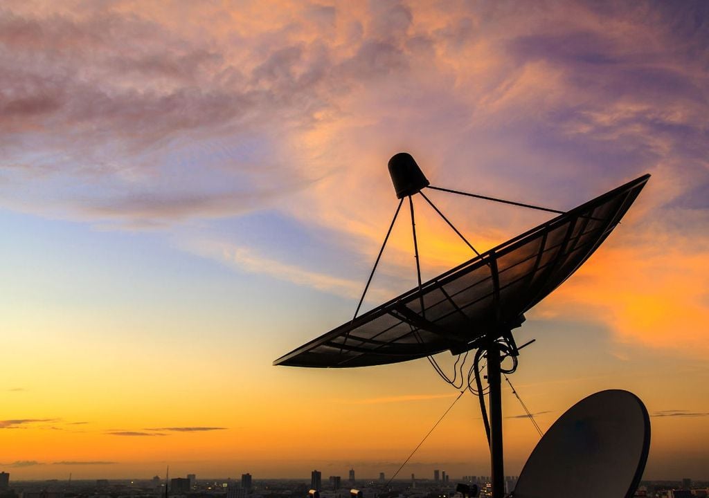 Satélite Satélite