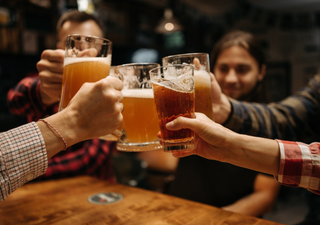 La ciencia confirma: el consumo moderado de alcohol tampoco es saludable y contribuye al aumento de casos de cáncer