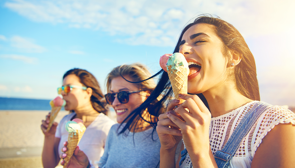Congelamento celebrale. La sensazione di freddo del gelato sul palato "comunica" al cervello che sta arrivando un freddo intenso... e il cervello si protegge.