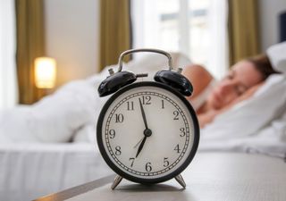 La ciencia revela el beneficio inesperado de dormir hasta tarde los fines de semana