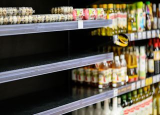 La consommation d'œufs bat des records en France mais le produit vient à manquer dans les rayons, que se passe-t-il ?
