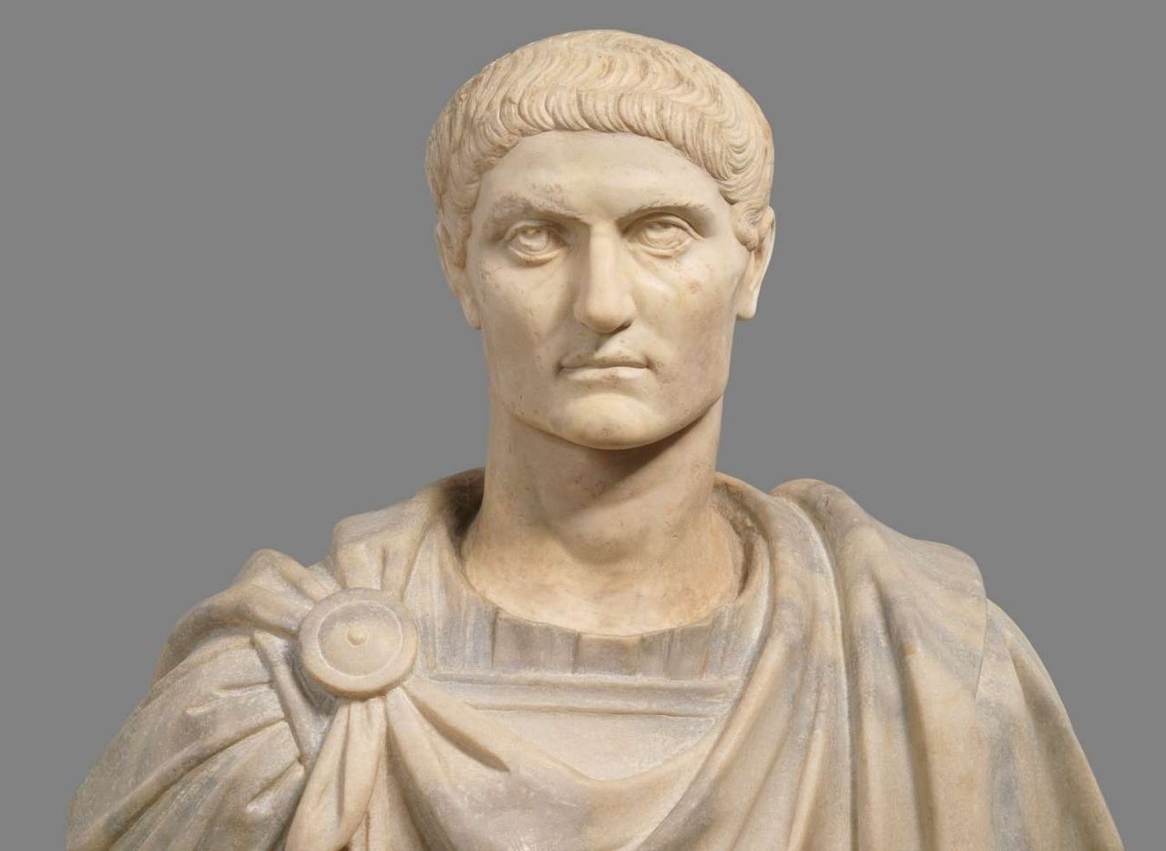 Император Константин