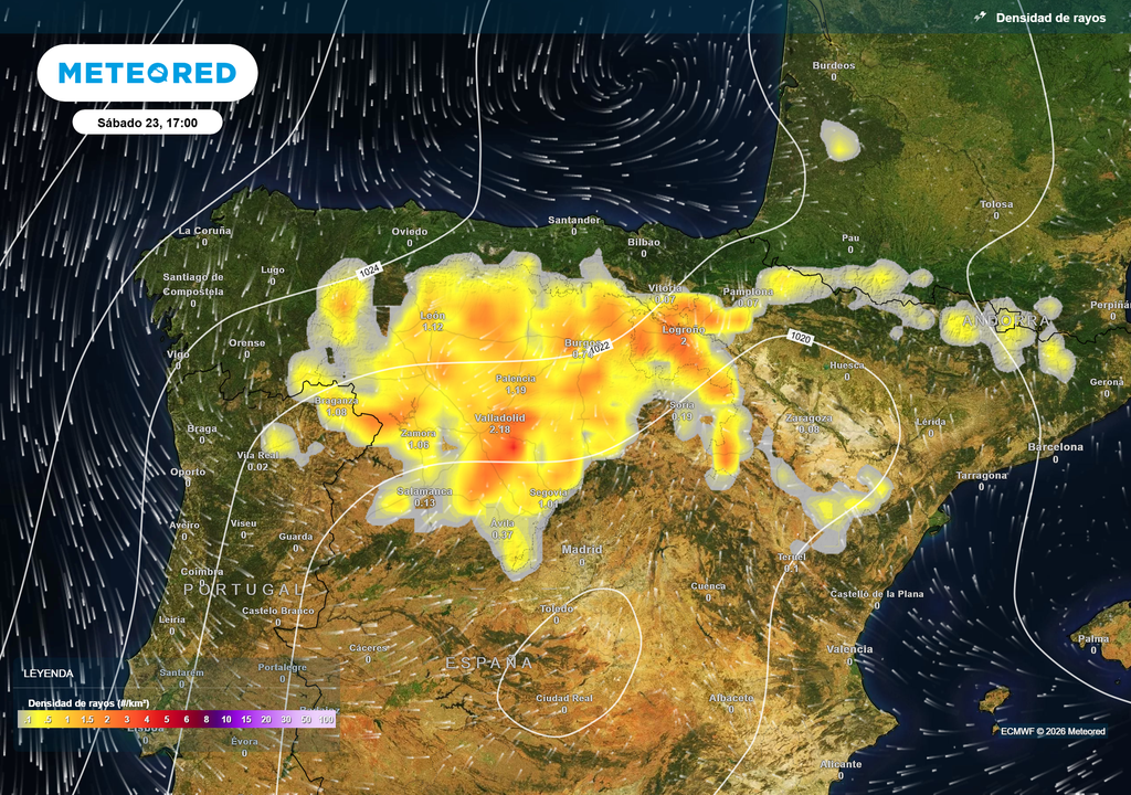 Las tormentas irán acompañadas de abundante aparato eléctrico.