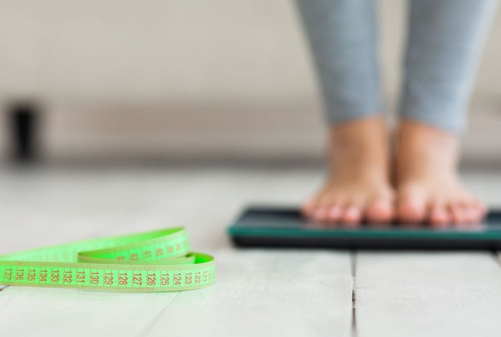 O IMC é uma relação entre o peso e a altura utilizada para determinar a obesidade. O IMC é uma relação entre o peso e a altura utilizada para determinar a obesidade.