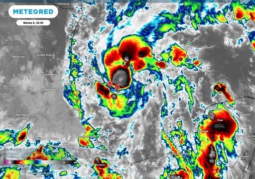 Depresion tropical 9: se ubicada frente a costas de Veracruz y origina aguaceros en el Oriente, Sur y Sureste de M&eacute;xico