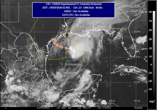 La errática tormenta tropical Beta se refuerza en el Golfo de México