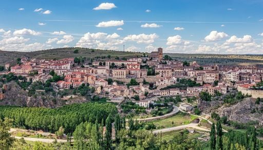 La escapada de oto&ntilde;o que combina un casco medieval, miradores y una de las hoces m&aacute;s espectaculares de Espa&ntilde;a