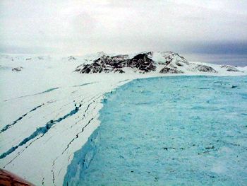 La Fragmentación De Las Plataformas De Hielo De La Antártida. ¿una Señal Más Del Cambio Climático?