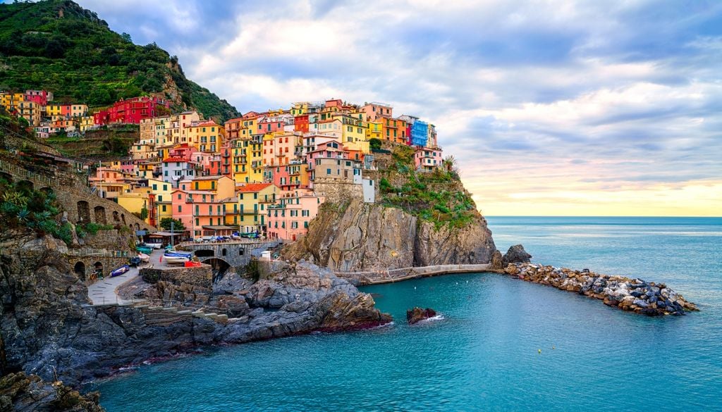 Cinque Terre Italia Cambio climático Aumento nivel del mar Ubicada en la región de Liguria, Cinque Terre está formada por cinco pueblos costeros.