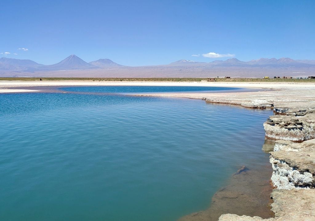 Lagunas Cejar y Piedra, Desierto de Atacama, Chile. Lagunas Cejar y Piedra, Desierto de Atacama, Chile.