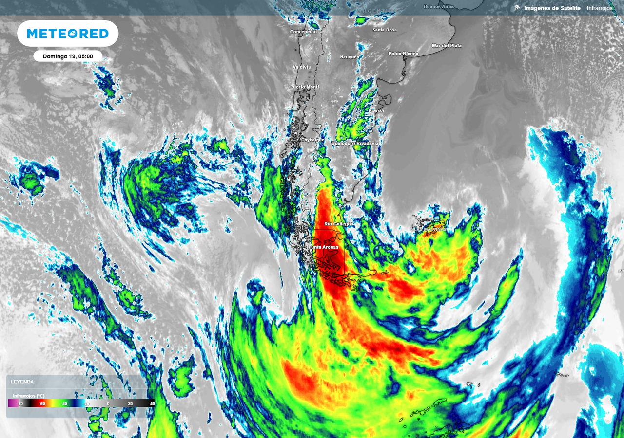 El enmarañado de nubes sigue presente en la zona austral, tras la llegada de un sistema frontal a la zona. La inestabilidad reactivará las precipitaciones en las próximas horas.