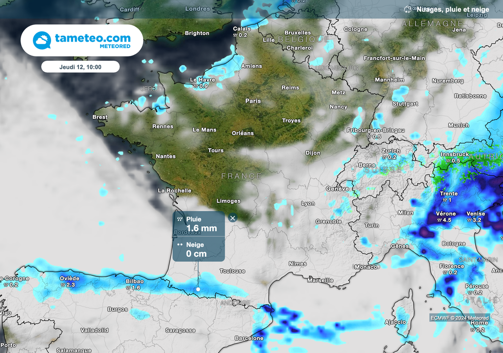 Ciel souvent nuageux ce jeudi matin. La neige s'invite dès 1700 mètres sur le nord des Alpes.