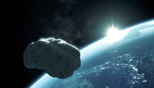 La NASA confirma el paso del meteorito Apophis: "uno de los acercamientos a la Tierra m&aacute;s cercanos jam&aacute;s registrados"