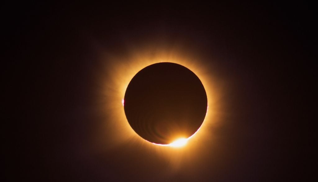 Photographie en gros plan de l’éclipse totale de Soleil à Palazuelos de Eresma, dans la province de Ségovie, en Castille-et-León, en Espagne, le 12 août 2026. Photographie en gros plan de l’éclipse totale de Soleil à Palazuelos de Eresma, dans la province de Ségovie, en Castille-et-León, en Espagne, le 12 août 2026.