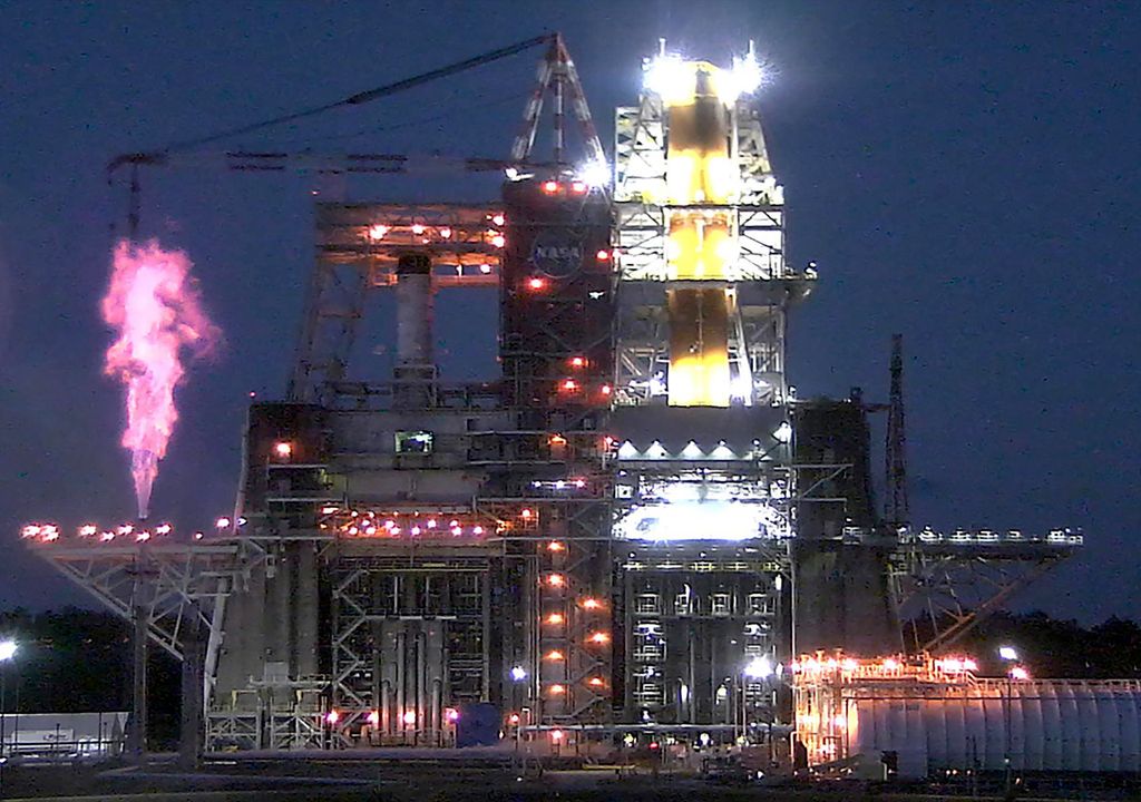 Hot Fire Artemis NASA Hot Fire Artemis NASA