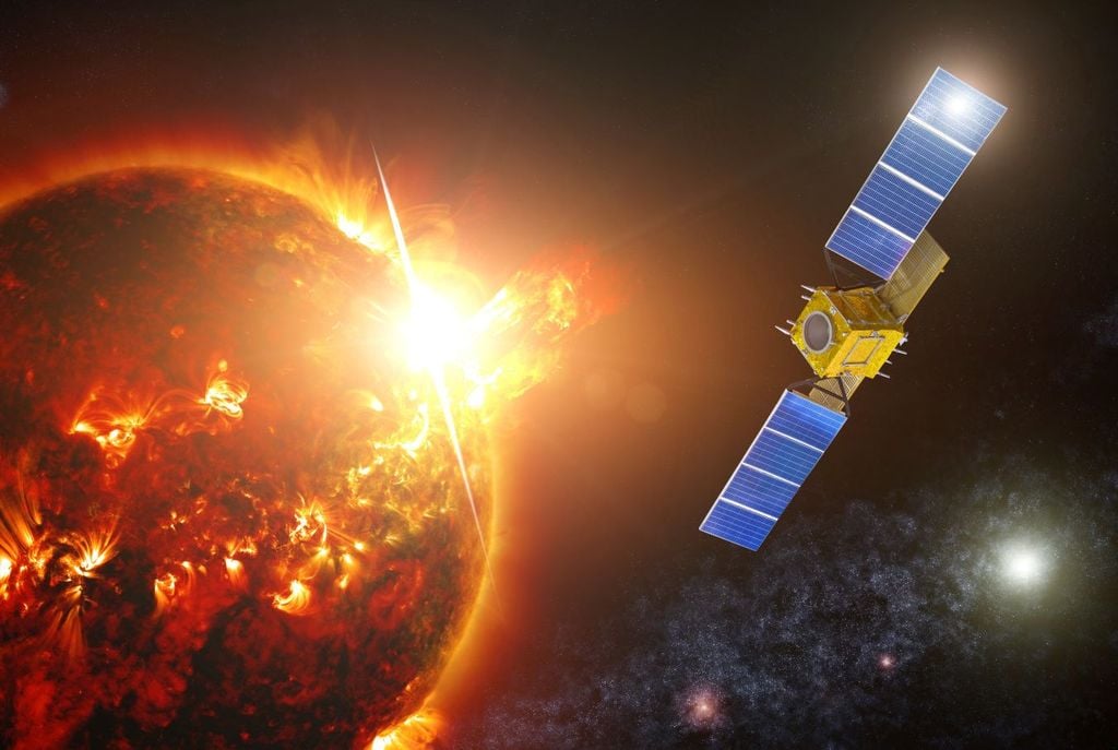 Sol y un satélite y una sonda espacial Sol y un satélite y una sonda espacial