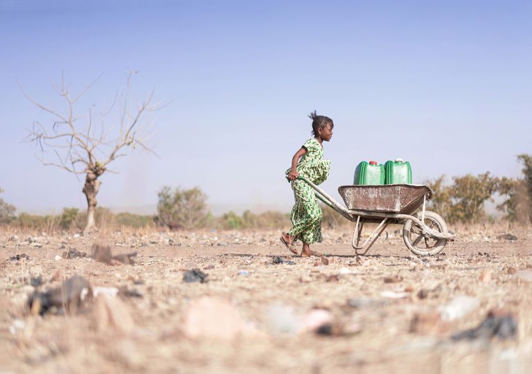 Fenómeno La Niña e a seca em África Fenómeno La Niña e a seca em África