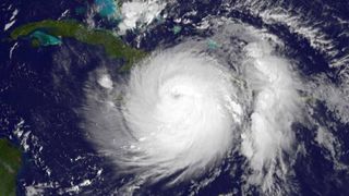 La OMM retira los nombres de los huracanes Matthew y Otto