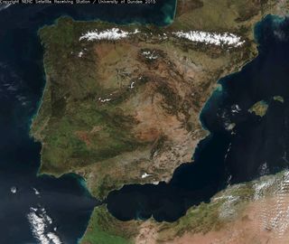 La península Ibérica sin nubes