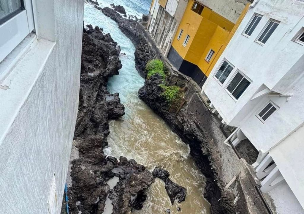 Vertidos en playas de Tenerife