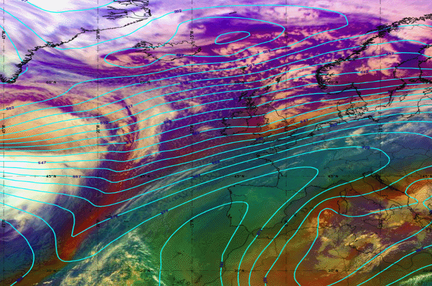 La potente borrasca Brendan deja vientos huracanados