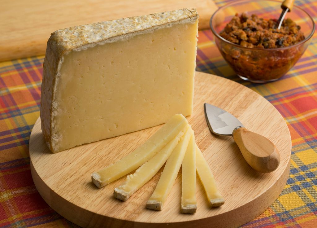 L’étude de l'INRAE a été menée dans une ferme expérimentale du Massif central, région emblématique des fromages à pâte pressée cuite comme le Cantal. L’étude de l'INRAE a été menée dans une ferme expérimentale du Massif central, région emblématique des fromages à pâte pressée cuite comme le Cantal.