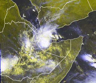 La rara tormenta tropical Sagar