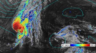 La rara tormenta tropical Sebastien juega con los científicos
