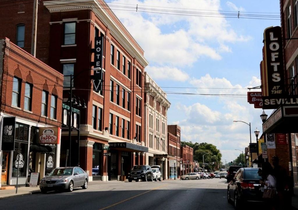 Walnut Street Walnut Street