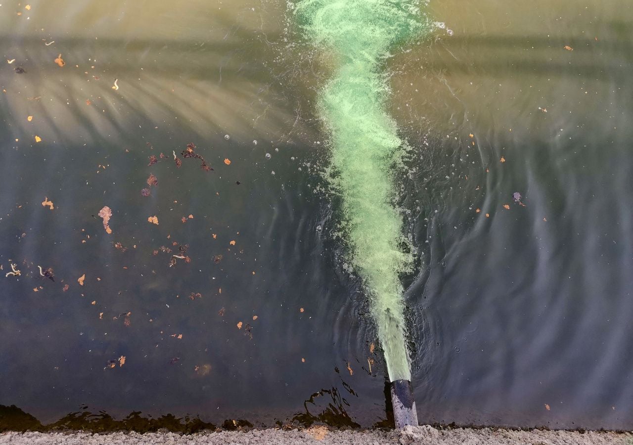 La contaminación y la salud mundial roza límites irreversibles con el mal tratamiento de las aguas.