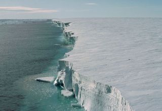La segunda barrera de hielo más grande del mundo también se derrite 