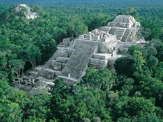 La selva que guarda ruinas mayas, cascadas ocultas y cenotes sin turistas: así es la joya natural de Campeche