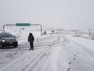 La semana arranca fría en el país, con nevadas inusuales