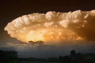 La semana comienza con alerta por tormentas