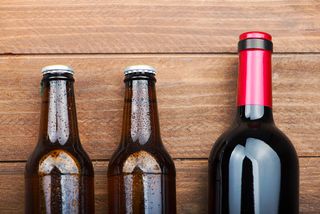 ¿Es mejor tomar vino o cerveza? La Universidad de Harvard ha dado su veredicto