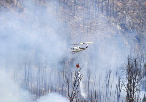 Lago Puelo en emergencia: el incendio ya consumió unas 3.000 hectáreas y el pronóstico no es alentador