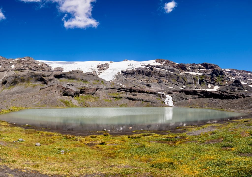 Laguna Espejo, Araucanía Andina, sur de Chile.