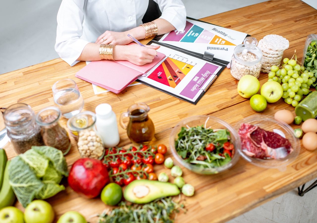 Según el estudio mencionado, estas propuestas de alimentación serían idóneas para controlar el peso a largo plazo y reducir enfermedades crónicas