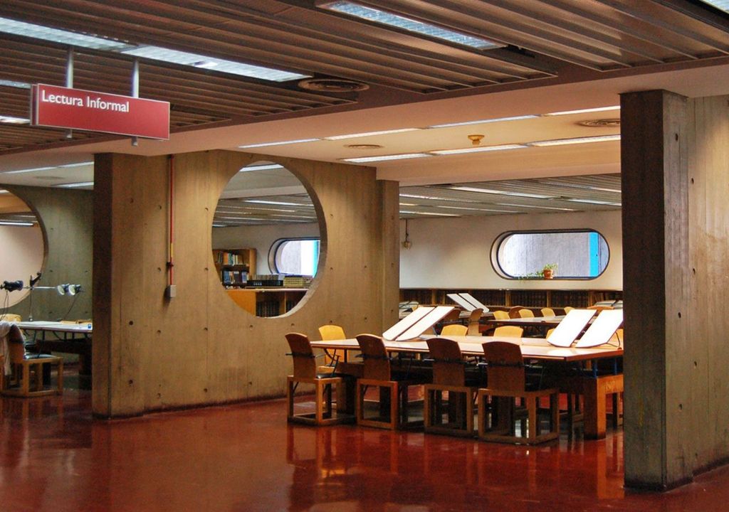 Biblioteca Nacional Mariano Moreno Biblioteca Nacional Mariano Moreno