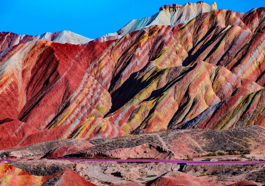 Zhangye Danxia, en la provincia de Gansu, al noroeste de China. Zhangye Danxia, en la provincia de Gansu, al noroeste de China.
