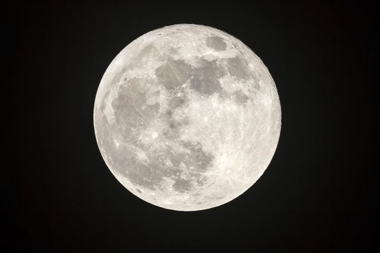 Las 8 fases de la luna: una guía sencilla para entenderlas de verdad