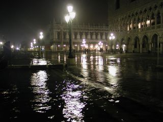 Las aguas e inundaciones vuelven a amenazar a Venecia