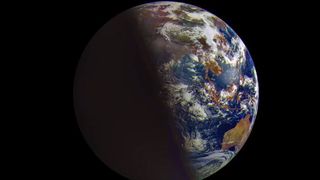Las cuatros estaciones desde satélite