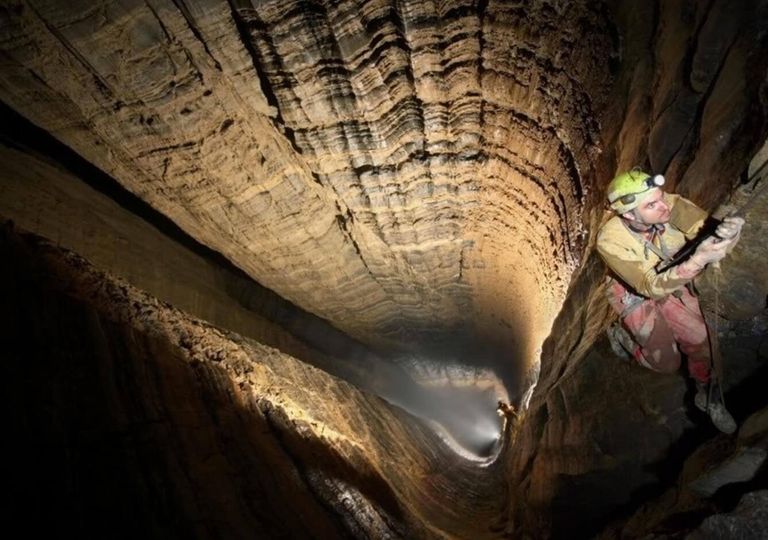 CAVERNA DE VORONYA, Abcásia, Geórgia